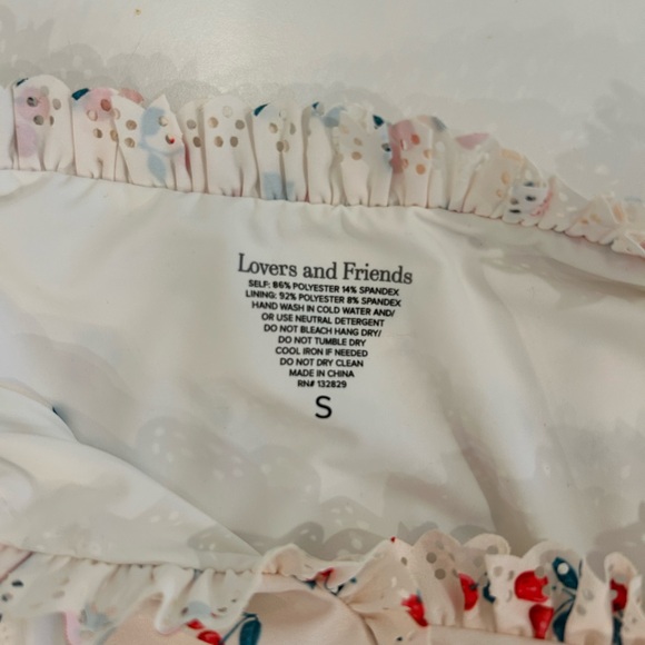 Lovers + Friends Willow Cherry Print Bikini Bottom Size Small NWT - Picture 6 of 7